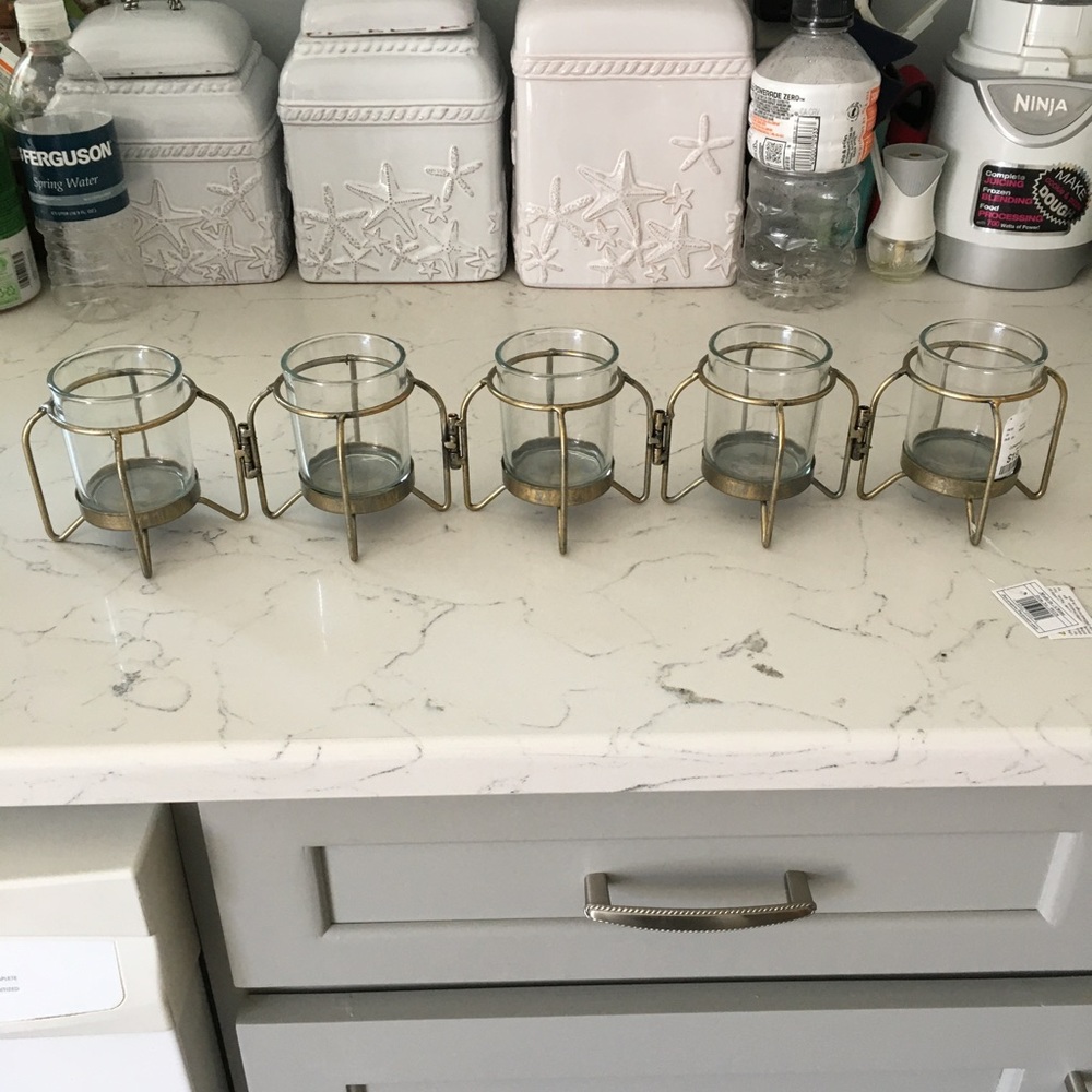 Gold tea light/votive candle holder